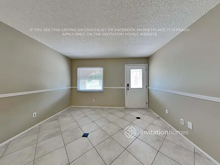 1380 Wildwood Ct — Photo 3