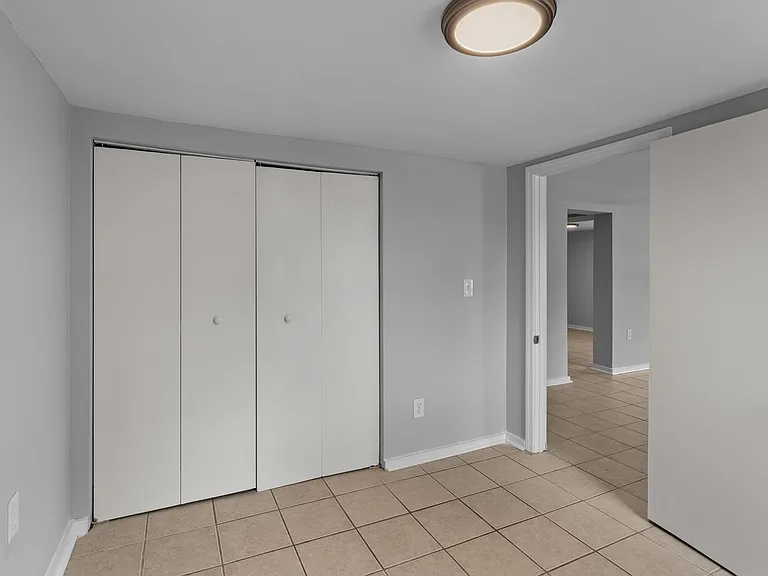 Hickory Lofts — Photo 45