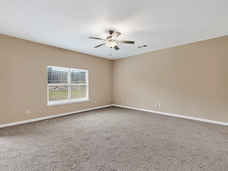 272 Moonstone Way — Photo 7