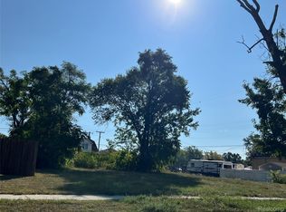 12828 Dwyer St, Hamtramck, MI 48212