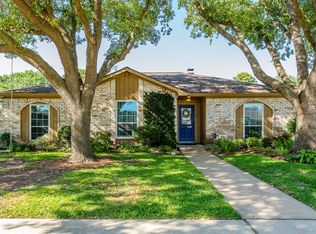 12206 Scottsdale Dr, Meadows Place, TX 77477