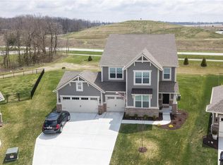 16005 Oakhurst Ln, Fishers, IN 46040