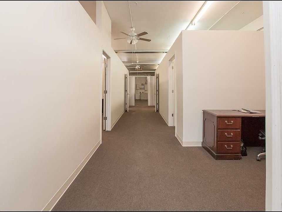 2nd image of 6810 W Archer Ave