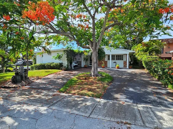 817 NE 5th Street, Deerfield Beach, FL 33441