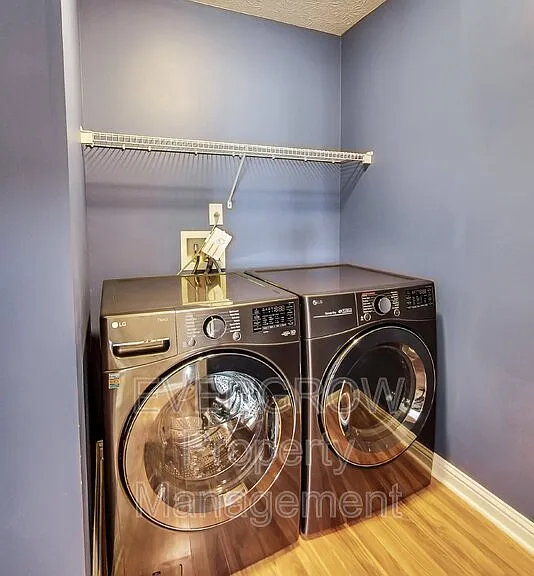 1047 Andrew Ct — Photo 18