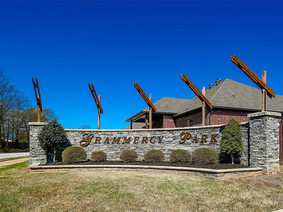 1st image of 1907 NE Frost Dr #79