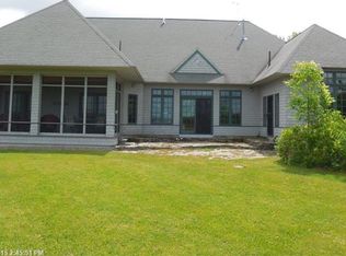 452 Hanson Ridge Rd, Springvale, ME 04083