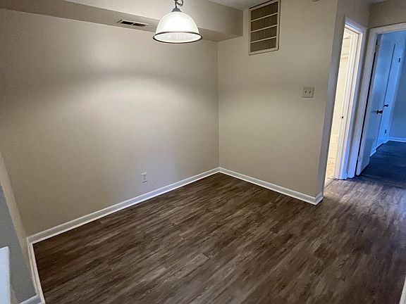 4th image of 101 N Edgewood Dr APT 3