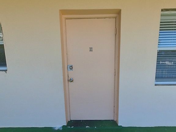 4th image of 2301 SE 4th St #1-1-11