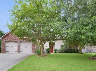 37071 Cobblestone Ave, Geismar, LA 70734