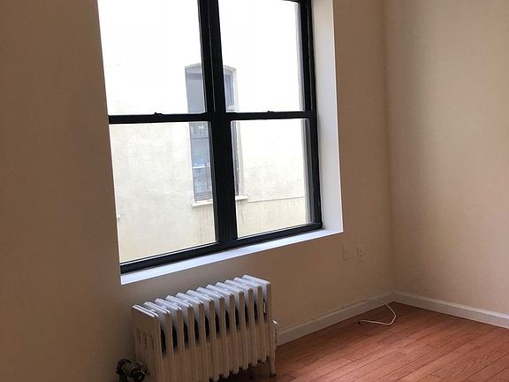 2nd image of 3169 37th St #1