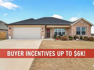 603 Woodplains Ave, Tontitown, AR 72762