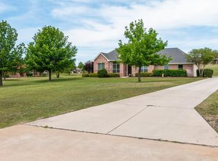 10756 San Simeon Ln, Fort Worth, TX 76179