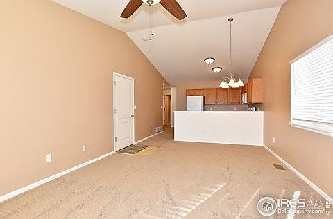 5th image of 829 E 20th Street Dr