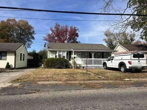 38 W Park Ave, Clementon, NJ 08021