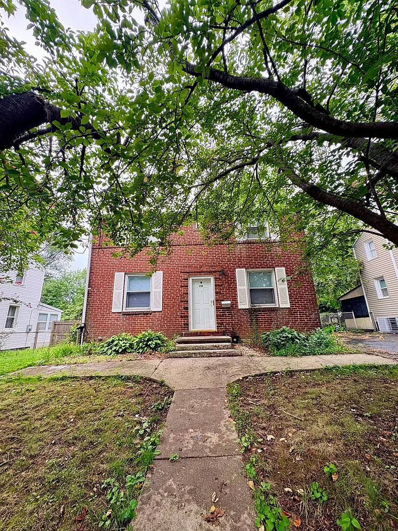118 Atlas Dr — Photo 2