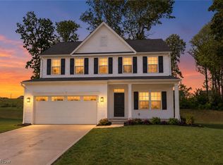 2293 Monaco St NW, Uniontown, OH 44685