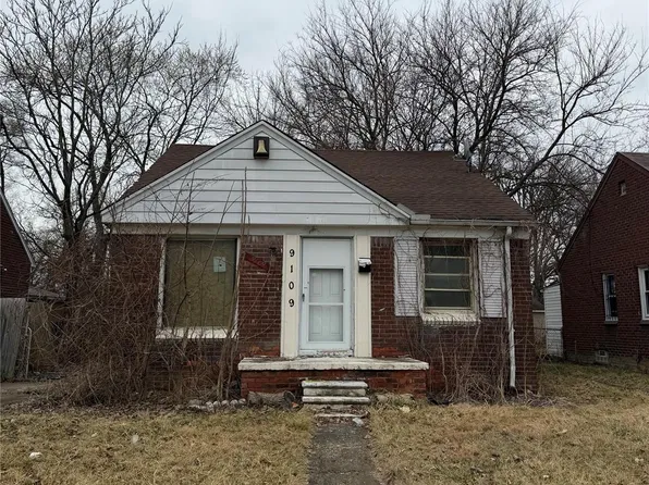 9109 Stahelin Ave, Detroit, MI 48228