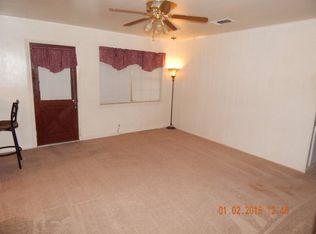 252 Crestwood St, Clute, TX 77531
