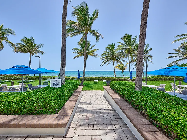 3420 S Ocean Blvd #8W — Photo 2