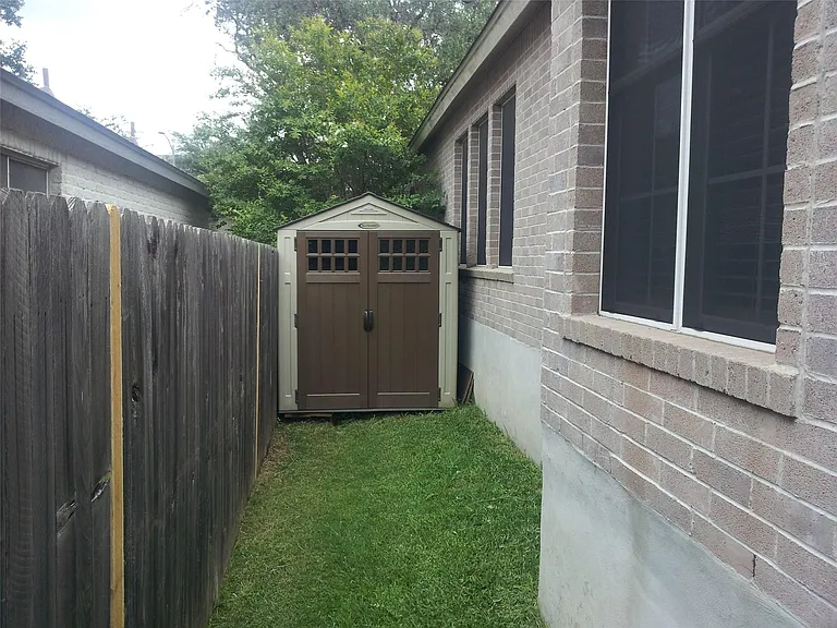 11208 Blairview Ln — Photo 28