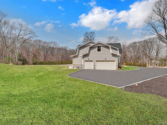 5th image of 541 Split Rock Road