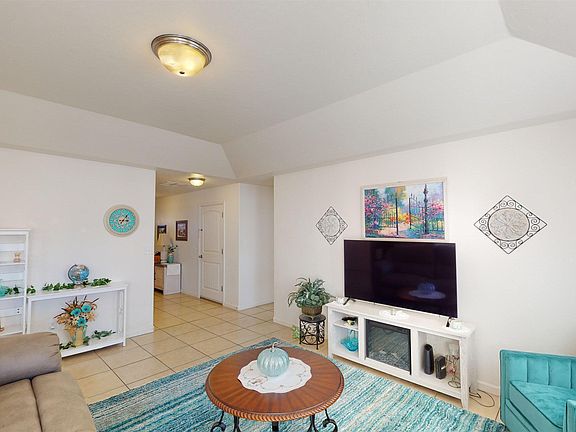 5th image of 647 Tammera Ln