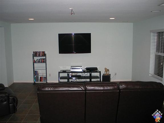 4th image of 3039 Brianna Ave