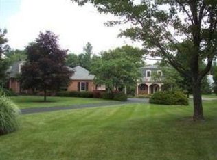 8090 Calderwood Ln, Cincinnati, OH 45243