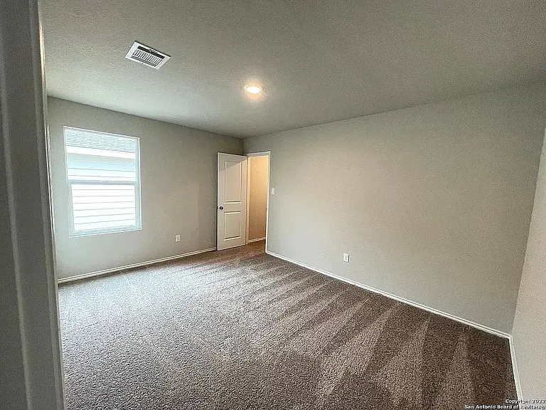 10547 Varmus Dr — Photo 6