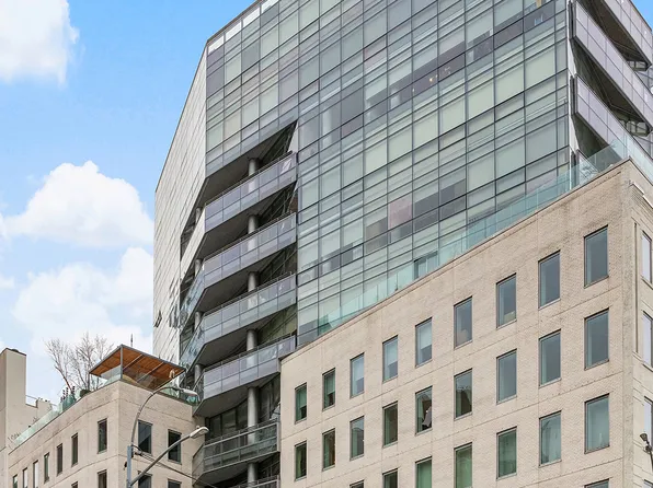 1 York Street 6E image 11 of 11