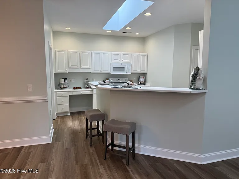 7820 Sanderling Pl — Photo 10
