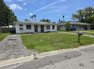 869 2nd Ave NE, Largo, FL 33770