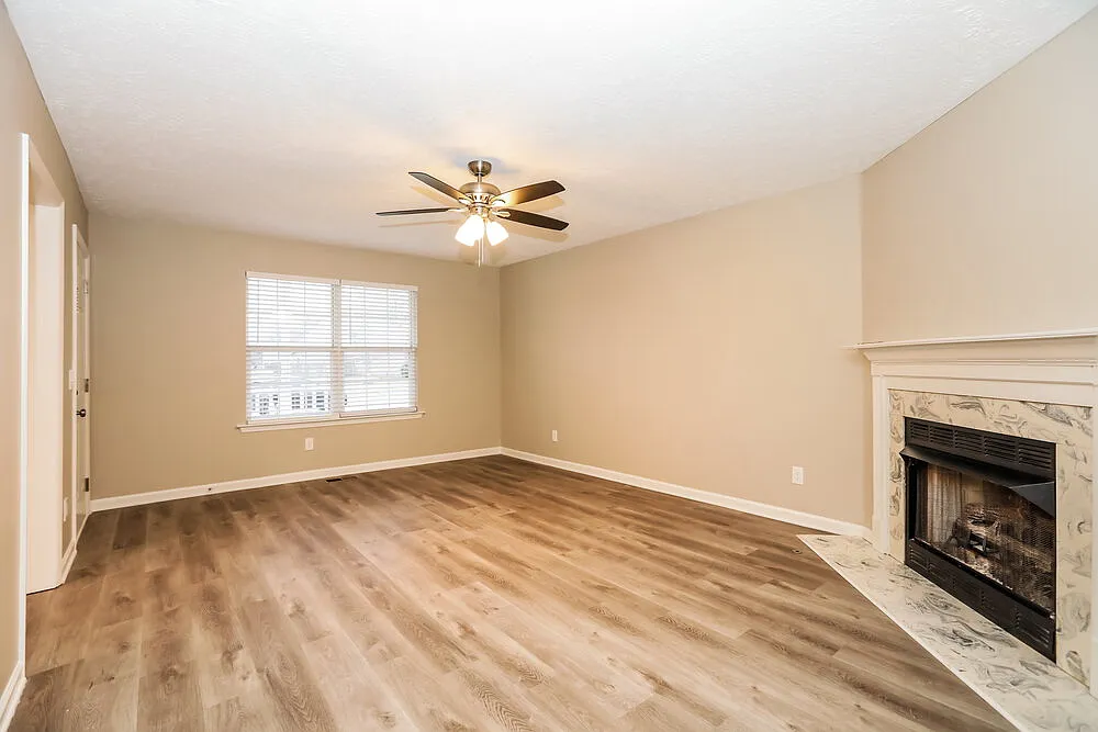 3 bed, 2.5 bath, 1988 sqft, $2,800 — Photo 4