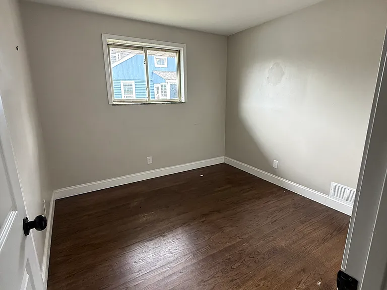 1320 E Livingston St #1 — Photo 9