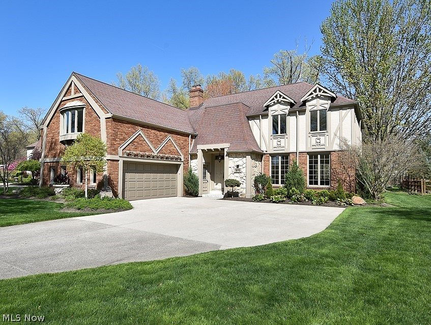 1st image of 1895 Newbury Ct
