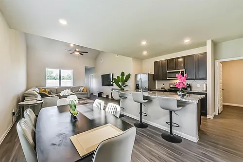 4907 Luke Mathew Dr Photo 1