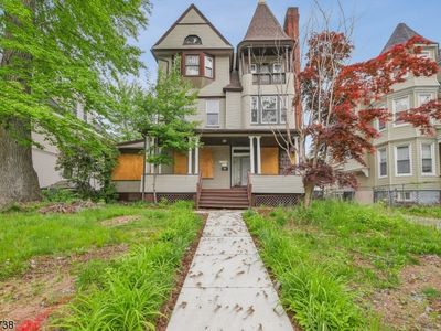 52 Chestnut St, East Orange, NJ, 07018