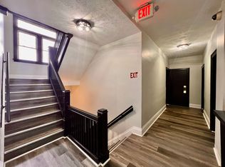 Brooklyn Manor, Cleveland, OH 44109