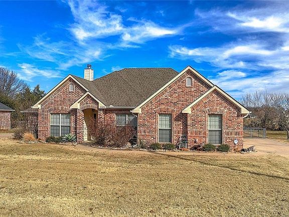 3rd image of 5209 Playa Dr