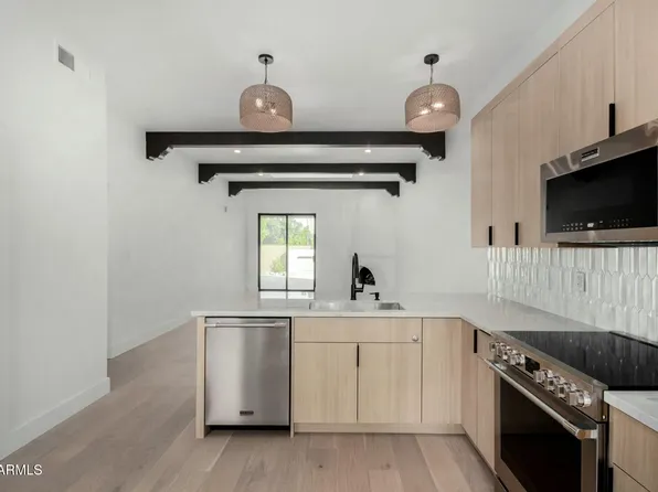 7318 E PALO VERDE Drive #7, Scottsdale, AZ 85250