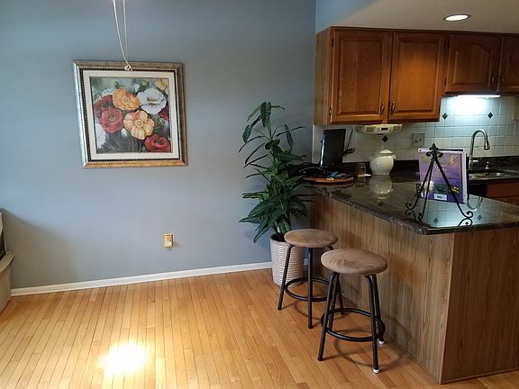 Eat In Area