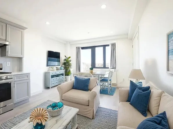 63-68 Austin Street image 1 of 14