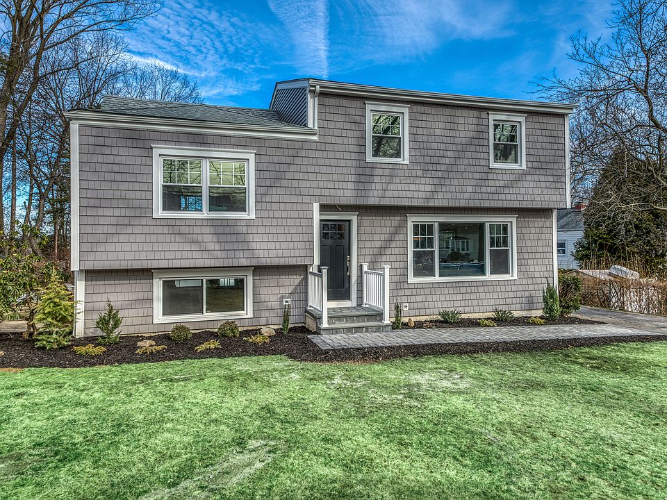 1st image of 14 Somerset Dr