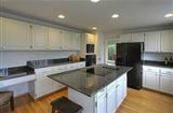 3rd image of 4039 NE 204th St