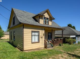 582 N B St, Willamina, OR 97396