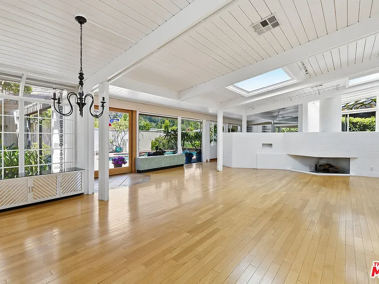 738 Hanley Ave — Photo 12