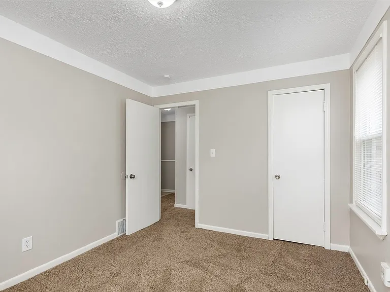 8477 Prospect Ave — Photo 6