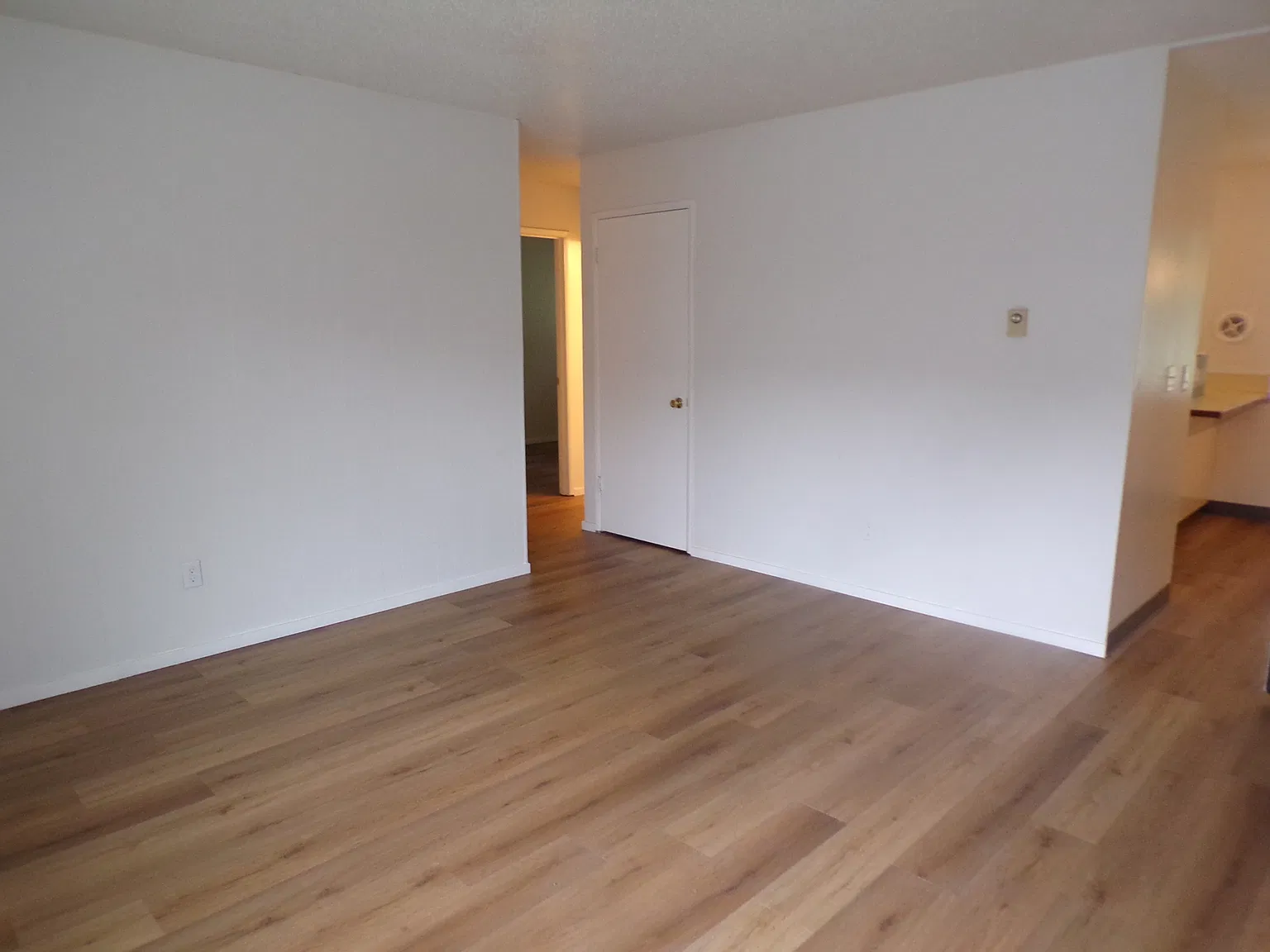 Willi01: 5102 Sw 45th Avenue - 15 — Photo 2