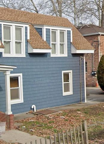 1st image of 101 Hawkins St
